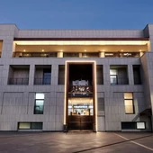 GU10 Fitting Half Circle Black + Black