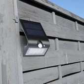V-TAC napelemes, mozgásérzékelős LED reflektor, fekete, 1.5W természetes fehér - SKU 8277
