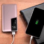 V-TAC rózsaarany, 10000mAh powerbank, kijelzővel - SKU 8873