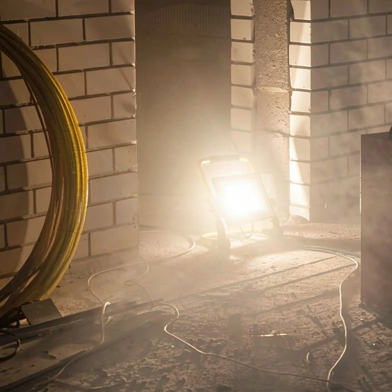 100W LED Floodlight SMD SAMSUNG CHIP G2 Black Body 4000K Hand Stand 3m Wire EU Plug