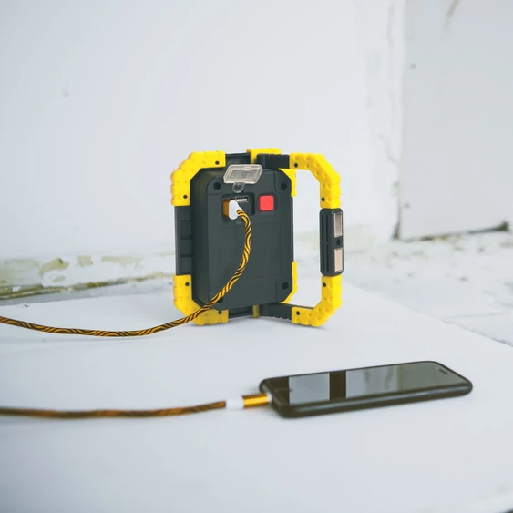 Phenom 16W Multifunkciós reflektor - Li-ion akkumulátorral