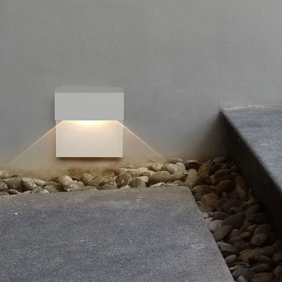 V-TAC 3W fehér LED lépcsővilágítás, szögletes, IP65, meleg fehér - SKU 1402