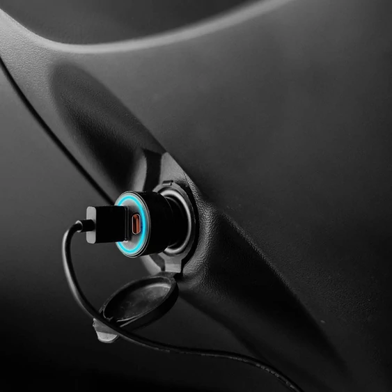 V-TAC autós szivargyújtós gyorstöltő, Power Delivery, USB és Type-C csatlakozóval - SKU 7744