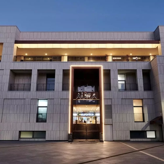 GU10 Fitting Half Circle White + Black