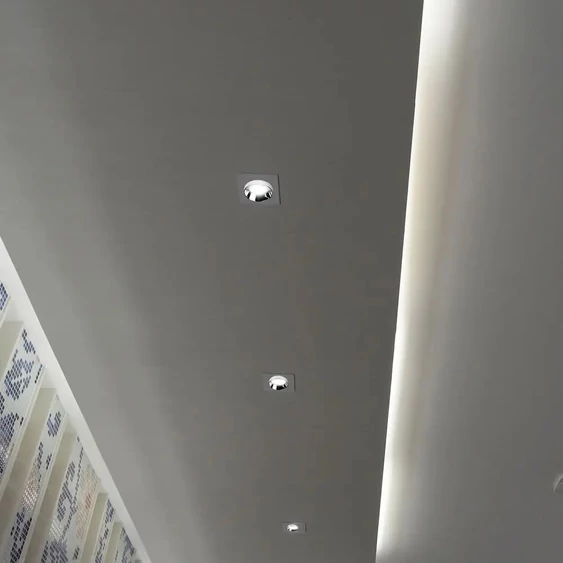 V-TAC GU10 LED spotlámpa keret, fehér+króm fix lámpatest - SKU 3119