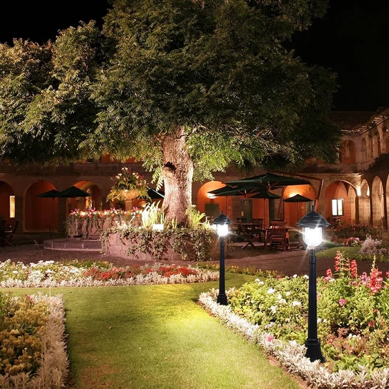 Pole Lamp With Clear PC Cover Black