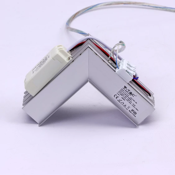 10W L Shape Connector Inside Silver Body 4000K