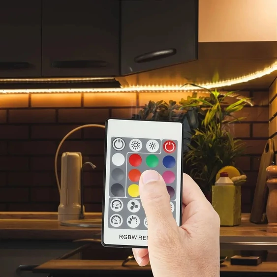 V-TAC szinkronizálható dimmelhető vezérlő távirányítóval RGB+W LED szalaghoz - SKU 3338