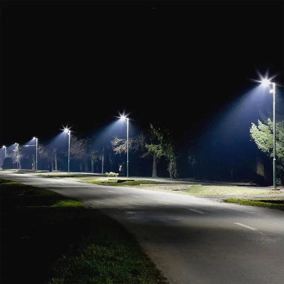 V-TAC utcai LED lámpa, térvilágító ledes lámpatest 100W hideg fehér - SKU 954